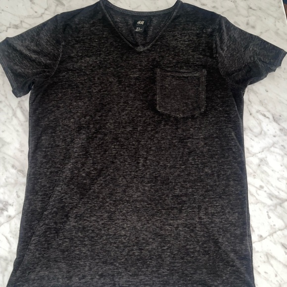 Vneck - Picture 2 of 2
